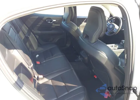 2020 Volvo S60 T6 Momentum from USA, damaged, VIN 7JRA22TKXLG060761